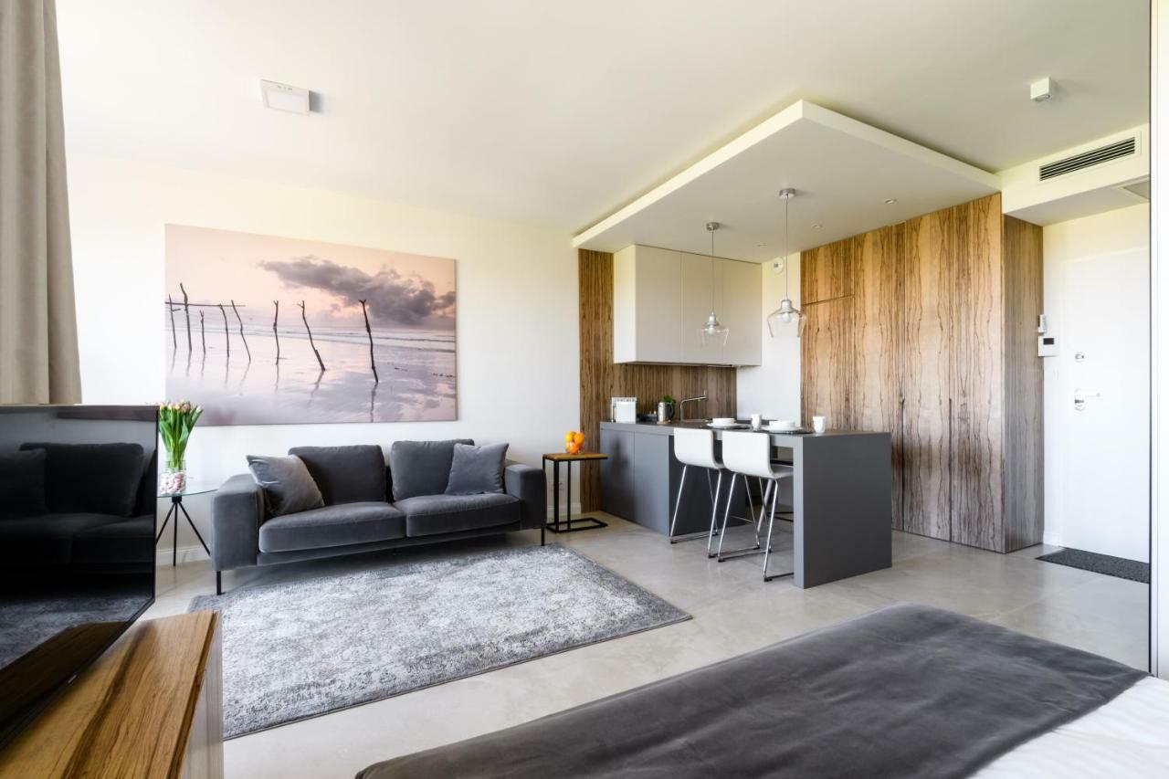 ורשה Luxlux Apartments Afara מראה חיצוני תמונה