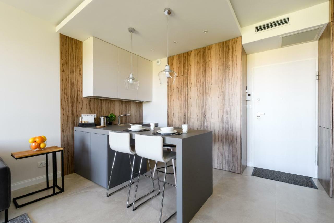 ורשה Luxlux Apartments Afara מראה חיצוני תמונה