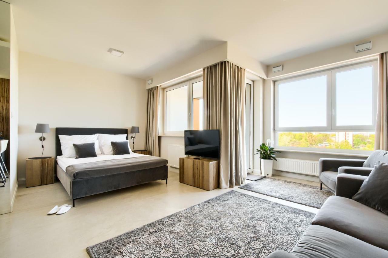 ורשה Luxlux Apartments Afara מראה חיצוני תמונה