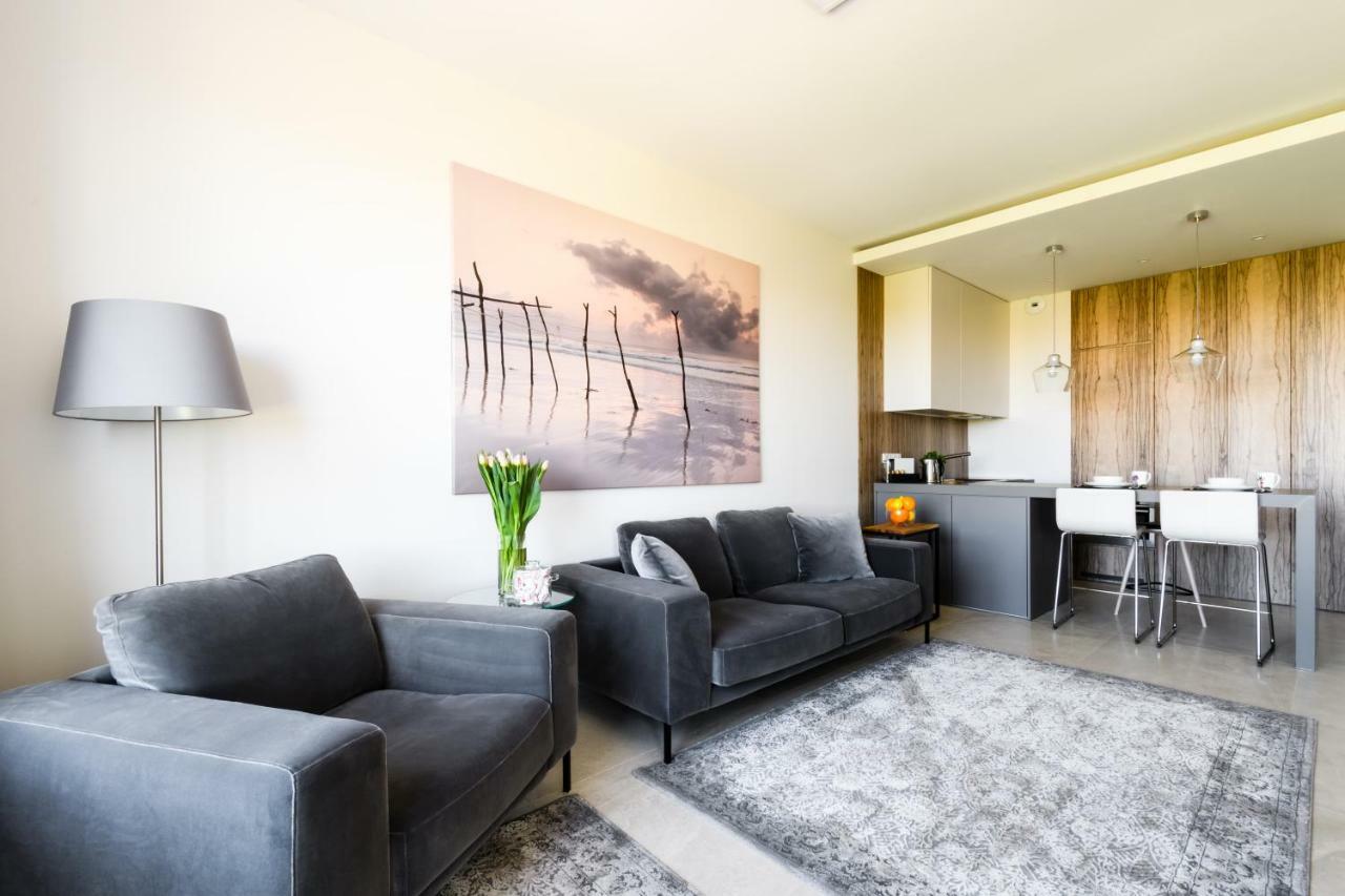 ורשה Luxlux Apartments Afara מראה חיצוני תמונה